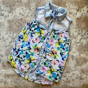 Sleeveless Blouse🦋